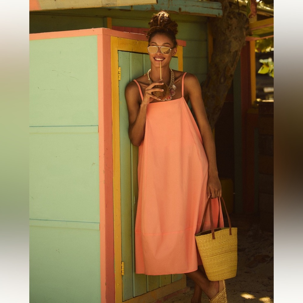 Self Contrast Bare Sleeveless Barrel Midi Dress